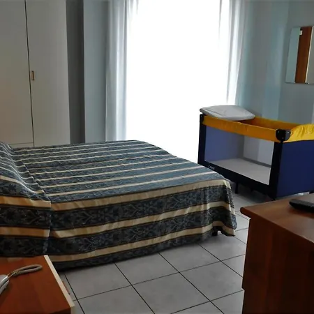 Acapulco 3* רימיני