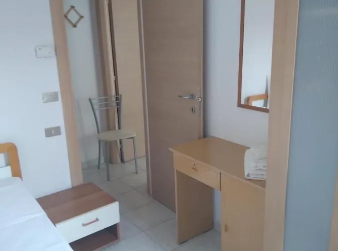 Отель Acapulco 3*