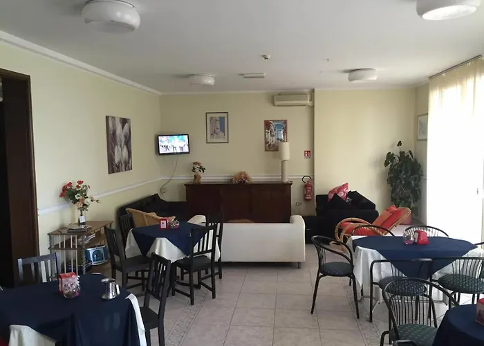 Acapulco 3* Римини