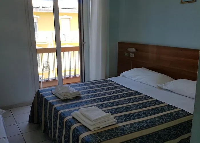Acapulco Hotel 3*